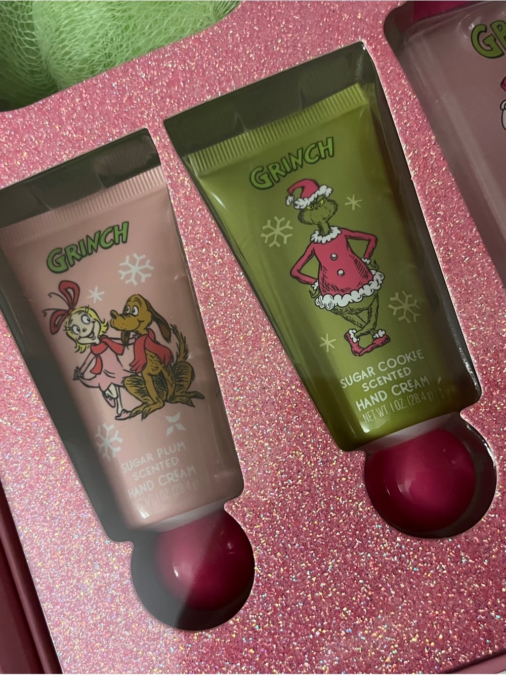 Grinch Bath Collection Gift Set of 10 items - New - Picture 6 of 11